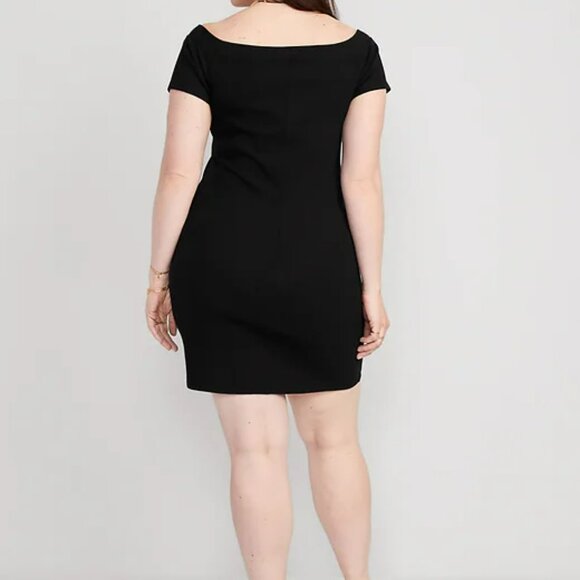 Fitted Off-The-Shoulder Rib-Knit Dress - Picture 4 of 4